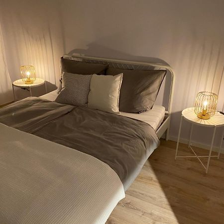 Gemütliche Ferienwohnung für bis zu 6 Personen im Stadtzentrum inkl Netflix Bremerhaven Exterior foto